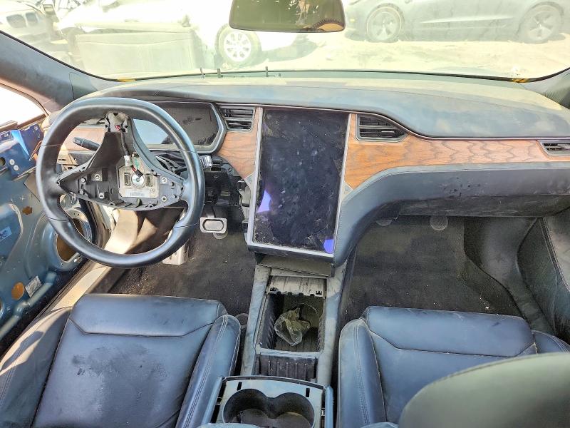 Photo 8 from auction – 2020 TESLA MODEL S with VIN 5YJSA1E2XLF354135
