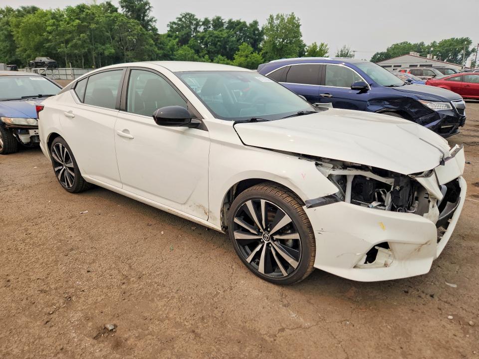 Photo 4 from auction – 2021 NISSAN ALTIMA with VIN 1N4BL4CV2MN406486