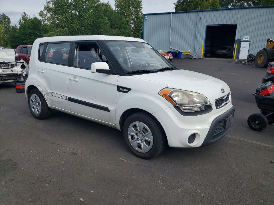 Photo 4 from auction – 2012 KIA SOUL with VIN KNDJT2A54C7363964