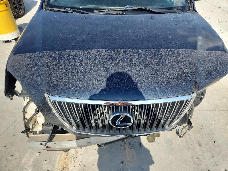 Photo 12 from auction – 2005 LEXUS RX with VIN 2T2GA31U55C024821