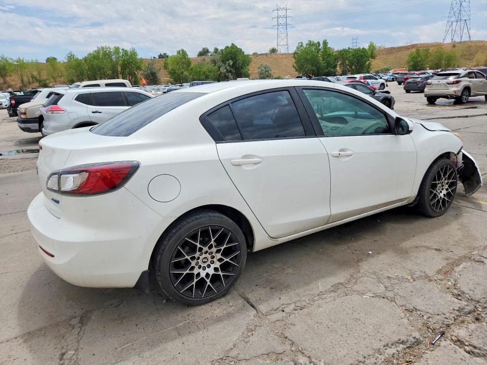 Photo 3 from auction – 2013 MAZDA 3 with VIN JM1BL1VP4D1748780