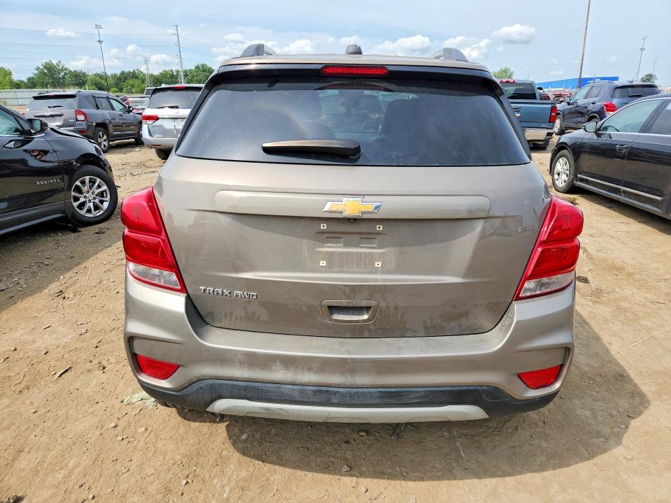 Photo 6 from auction – 2021 CHEVROLET TRAX with VIN KL7CJPSM4MB374816