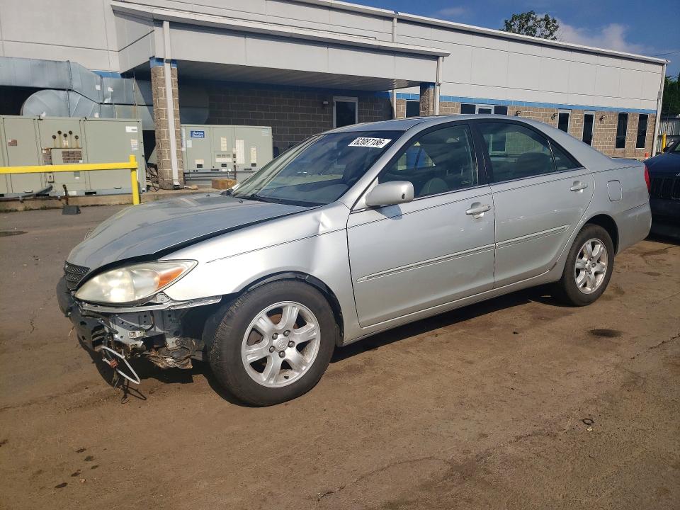 TOYOTA CAMRY 2002 with VIN 4T1BE30K12U620554 - Photo from auction