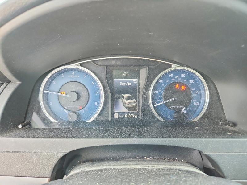 Photo 9 from auction – 2017 TOYOTA CAMRY with VIN 4T1BF1FK3HU726750