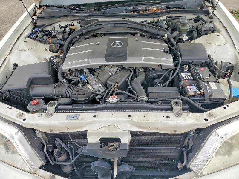 Photo 11 from auction – 2000 ACURA 3.5RL with VIN JH4KA965XYC013621