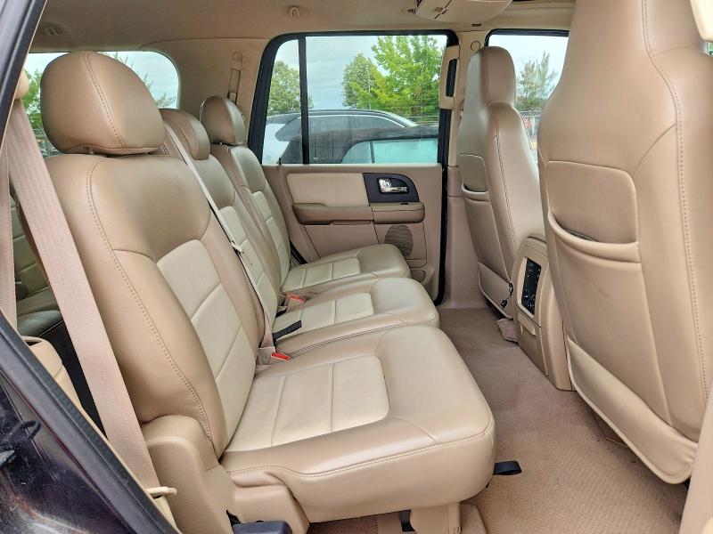 Photo 11 from auction – 2005 FORD EXPEDITION with VIN 1FMFU18515LA10784