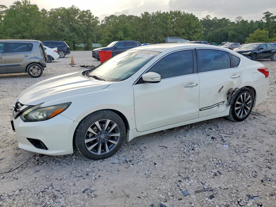 NISSAN ALTIMA 2016 with VIN 1N4AL3AP5GC242743 - Photo from auction