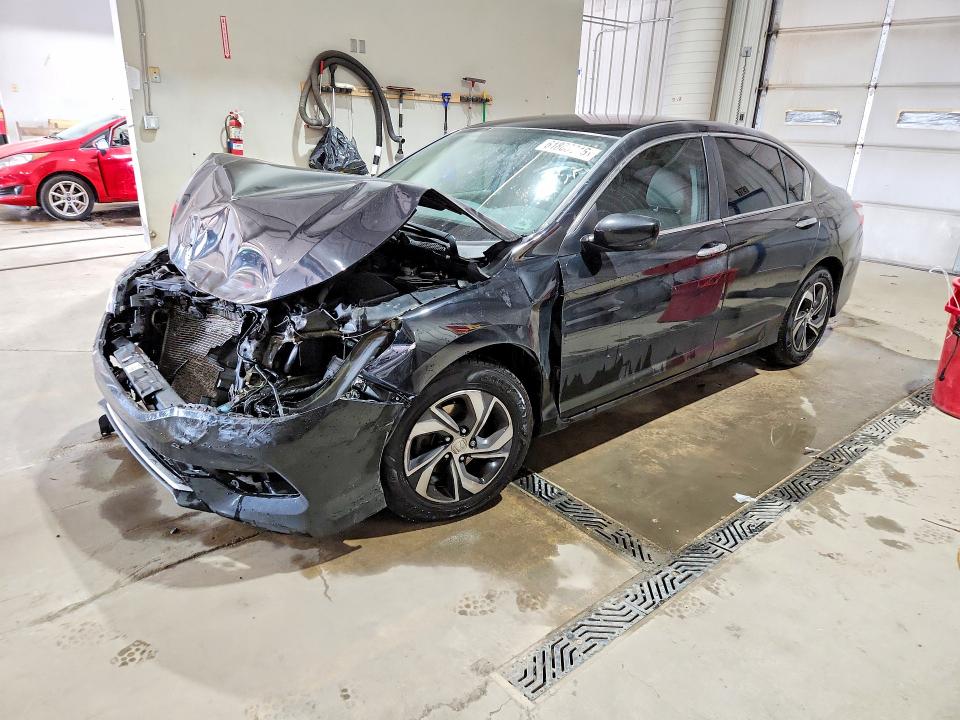 HONDA ACCORD 2017 with VIN 1HGCR2F32HA065083 - Photo from auction