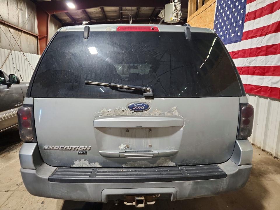 Photo 6 from auction – 2006 FORD EXPEDITION with VIN 1FMPU16566LA54319