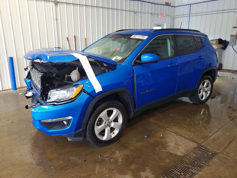 JEEP COMPASS 2019 with VIN 3C4NJDBB3KT678465 - Photo from auction