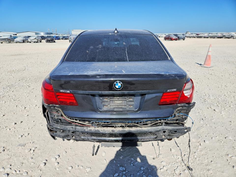 Photo 6 from auction – 2014 BMW 740 with VIN WBAYF4C55ED281743