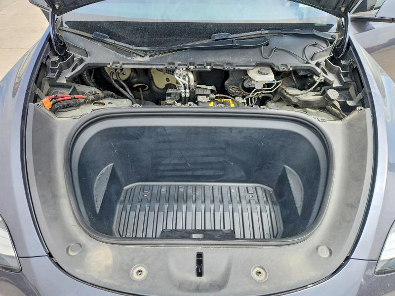 Photo 12 from auction – 2020 TESLA MODEL Y with VIN 5YJYGDEE0LF015078