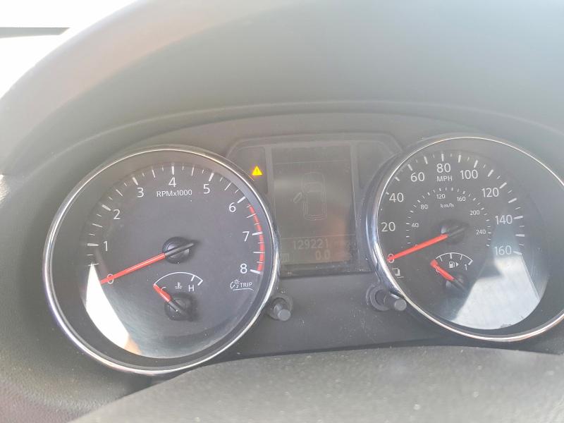 Photo 9 from auction – 2013 NISSAN ROGUE with VIN JN8AS5MT5DW536398