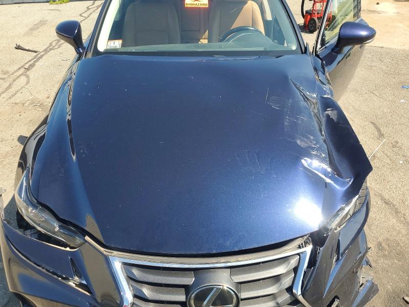 Photo 11 from auction – 2018 LEXUS IS with VIN JTHC81D26J5030999