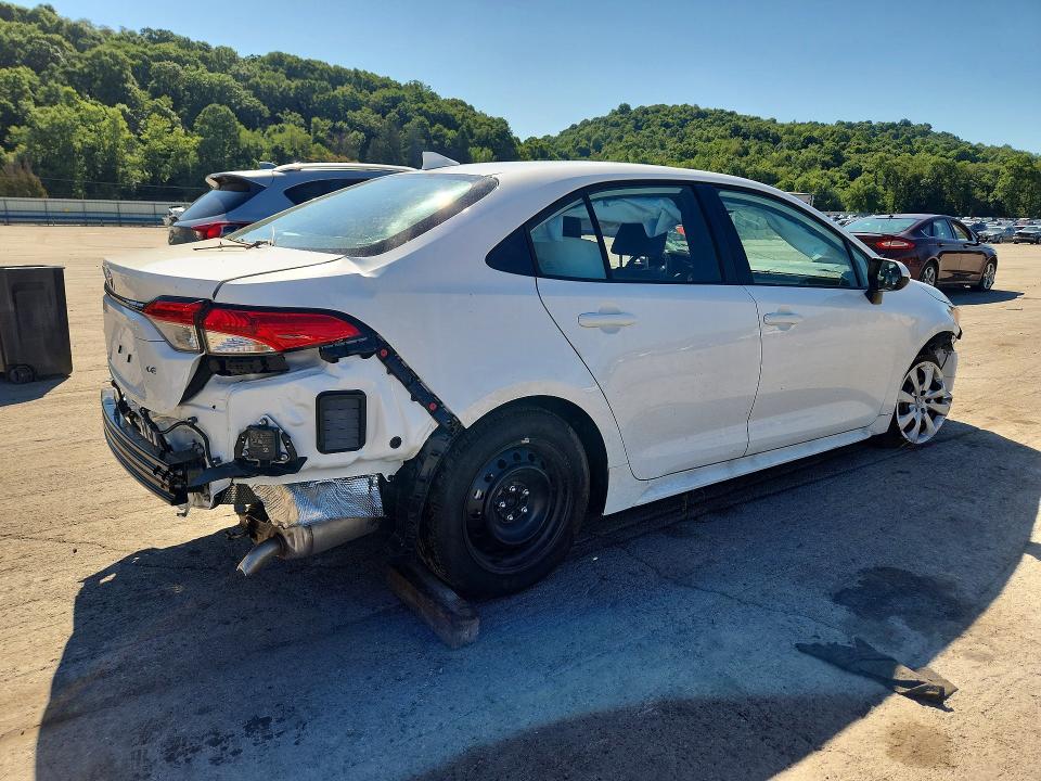 Photo 3 from auction – 2026 TOYOTA COROLLA with VIN 5YFB4MDE4TP462047