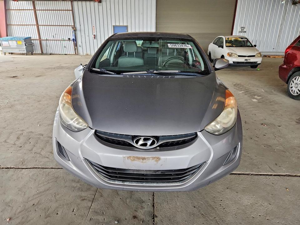 Photo 5 from auction – 2013 HYUNDAI ELANTRA with VIN KMHDH4AE8DU977568