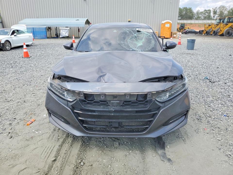 Photo 5 from auction – 2018 HONDA ACCORD with VIN 1HGCV2F56JA021557
