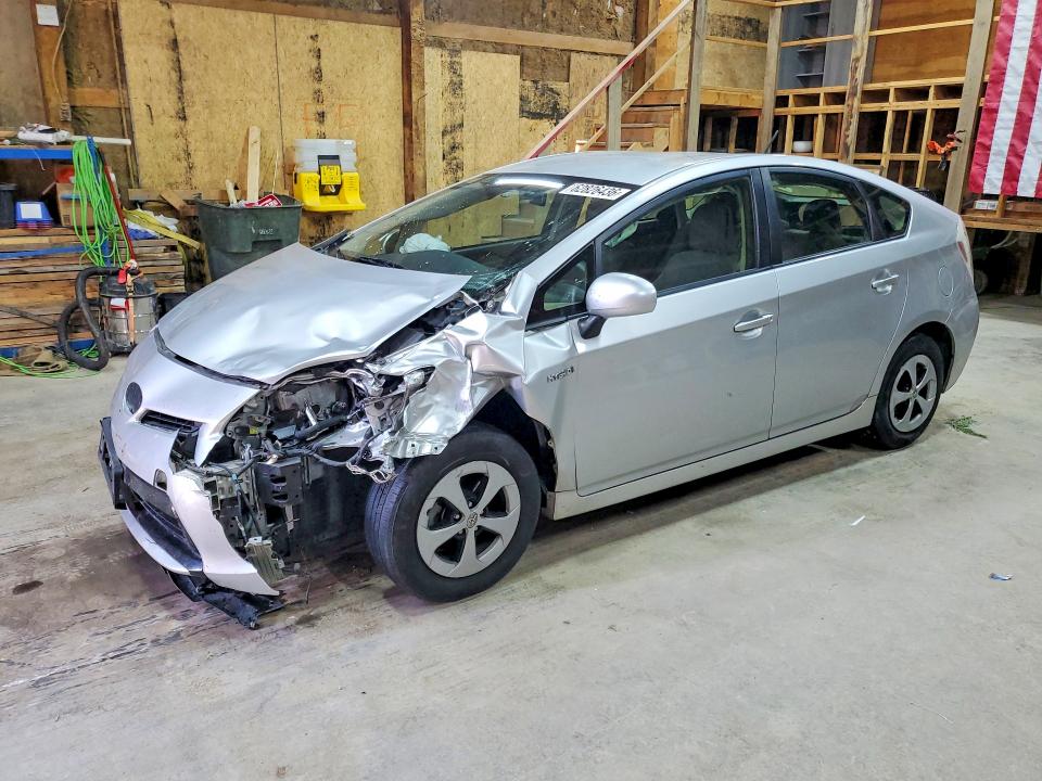 TOYOTA PRIUS 2015 with VIN JTDKN3DU3F0475045 - Photo from auction