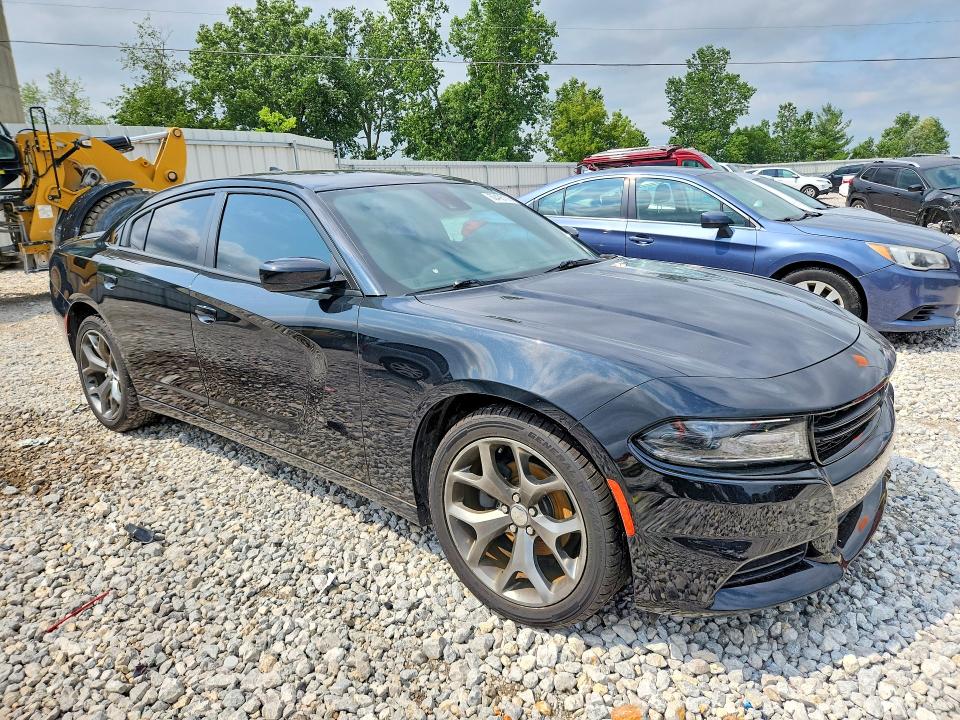 Photo 4 from auction – 2015 DODGE CHARGER with VIN 2C3CDXHG8FH727827