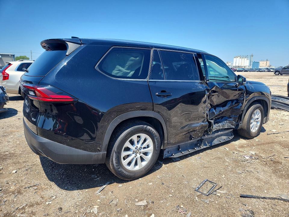 Photo 3 from auction – 2026 TOYOTA GRAND HIGHLANDER HYBRID with VIN 5TDACAB53TS071608