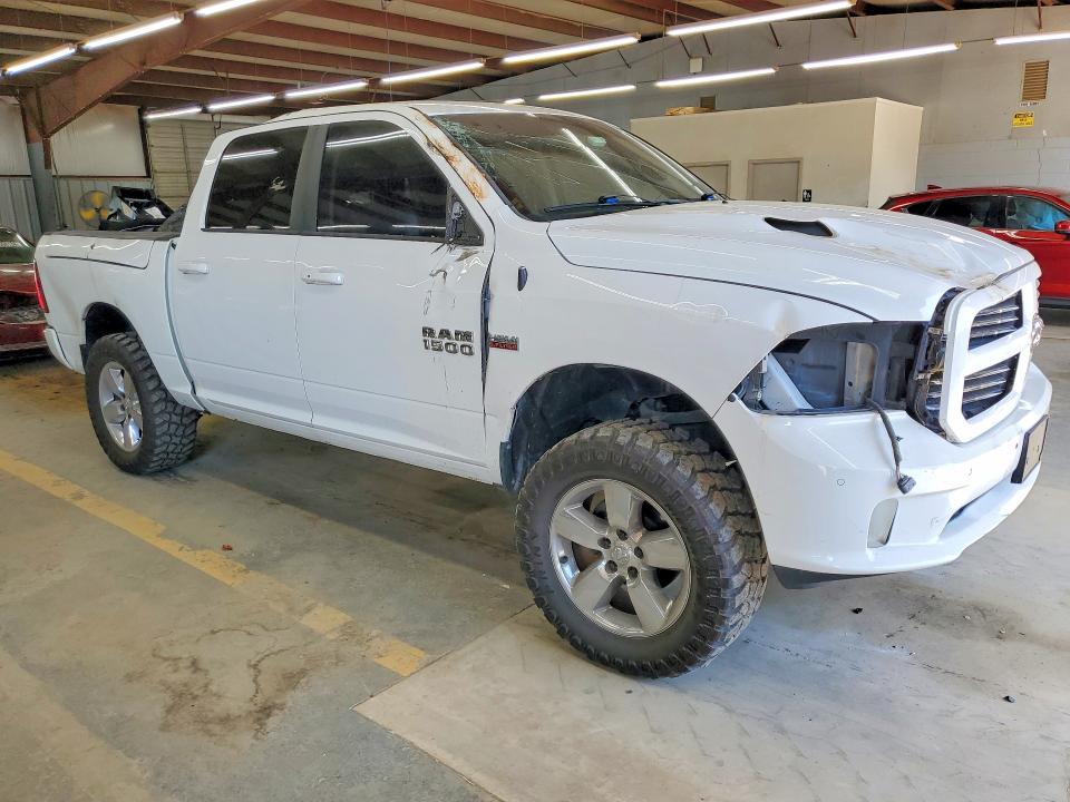 Photo 4 from auction – 2015 RAM 1500 with VIN 1C6RR6MT1FS703454