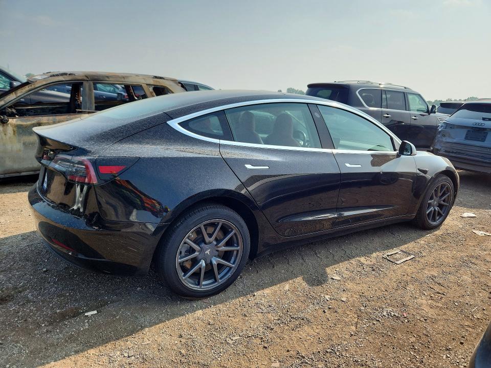 Photo 3 from auction – 2019 TESLA MODEL 3 with VIN 5YJ3E1EB2KF364665