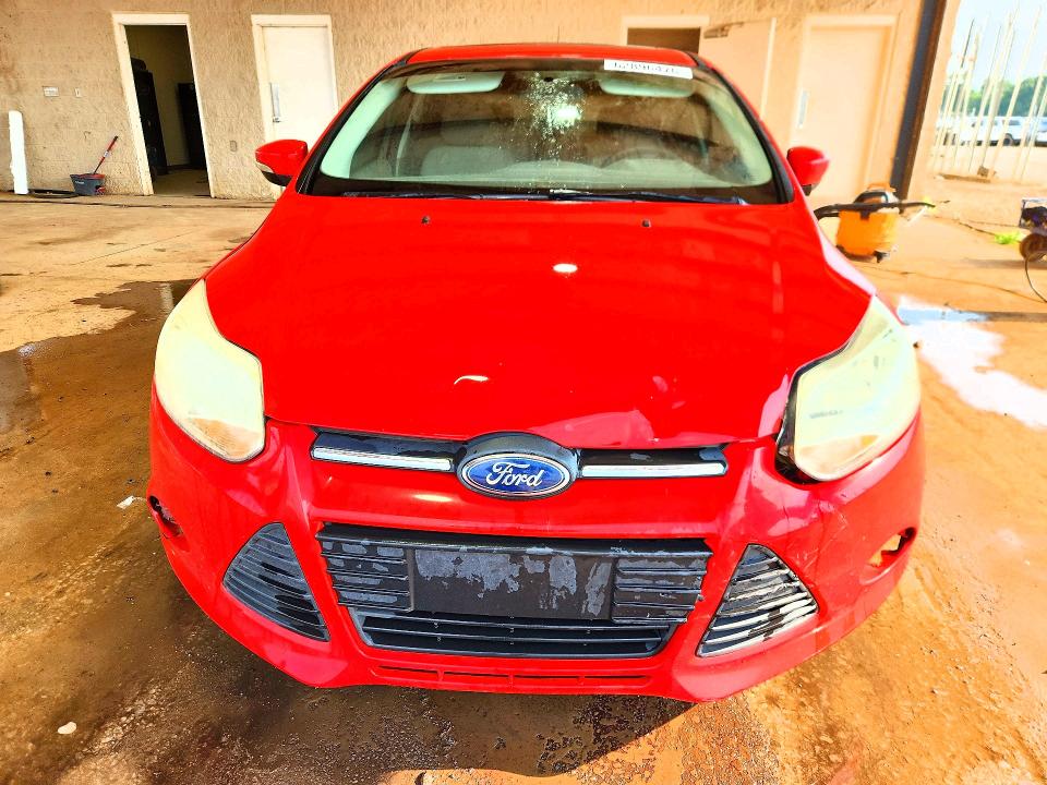 Photo 5 from auction – 2014 FORD FOCUS with VIN 1FADP3K20EL410001