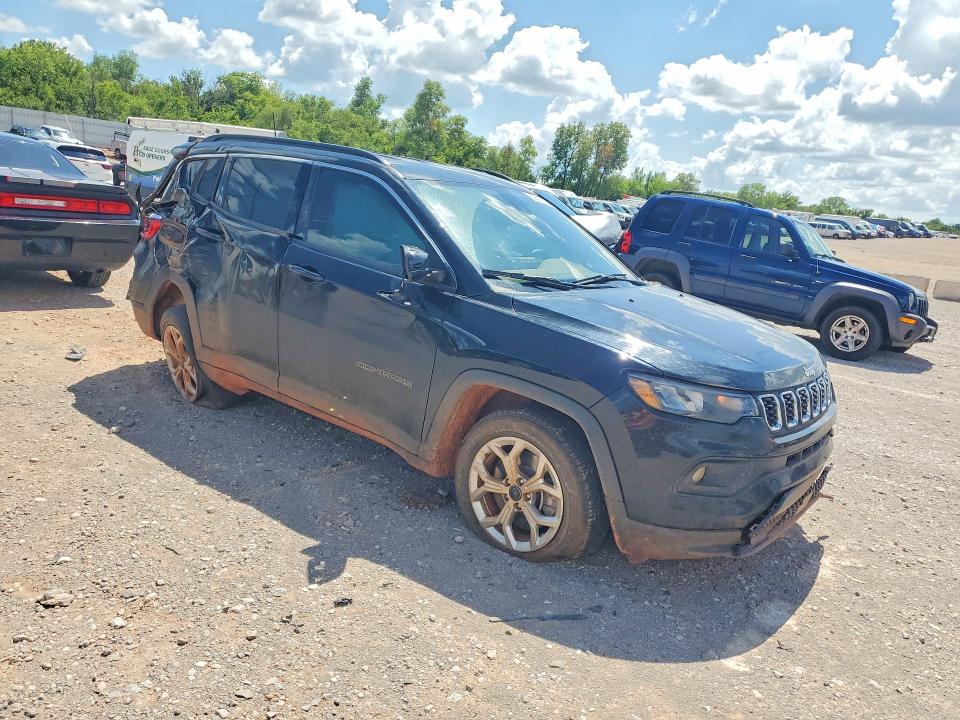 Photo 4 from auction – 2025 JEEP COMPASS with VIN 3C4NJDBN2ST587780