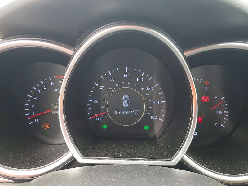 Photo 9 from auction – 2015 KIA OPTIMA with VIN 5XXGN4A71FG384266