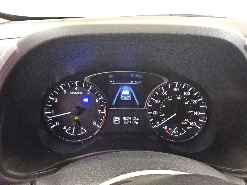Photo 9 from auction – 2015 NISSAN PATHFINDER with VIN 5N1AR2MN9FC625124