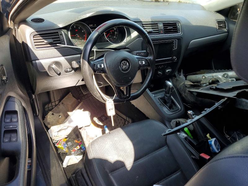 Zdjęcie 8 z aukcji – 2017 VOLKSWAGEN JETTA z VIN 3VWDB7AJ2HM292235