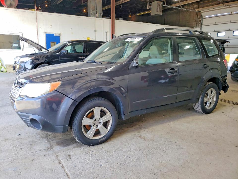 SUBARU FORESTER 2012 with VIN JF2SHBBCXCH400725 - Photo from auction