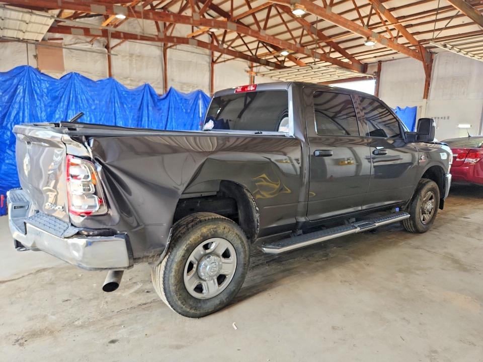 Photo 3 from auction – 2024 RAM 2500 with VIN 3C6UR5CL4RG249931
