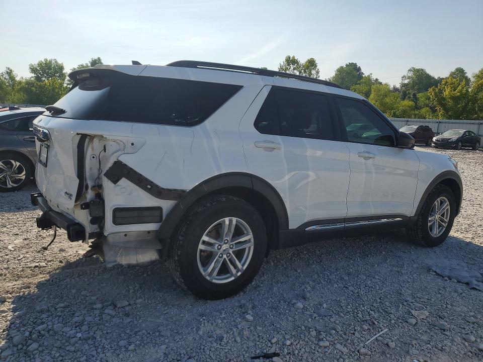 Photo 3 from auction – 2021 FORD EXPLORER with VIN 1FMSK8DH5MGC32216