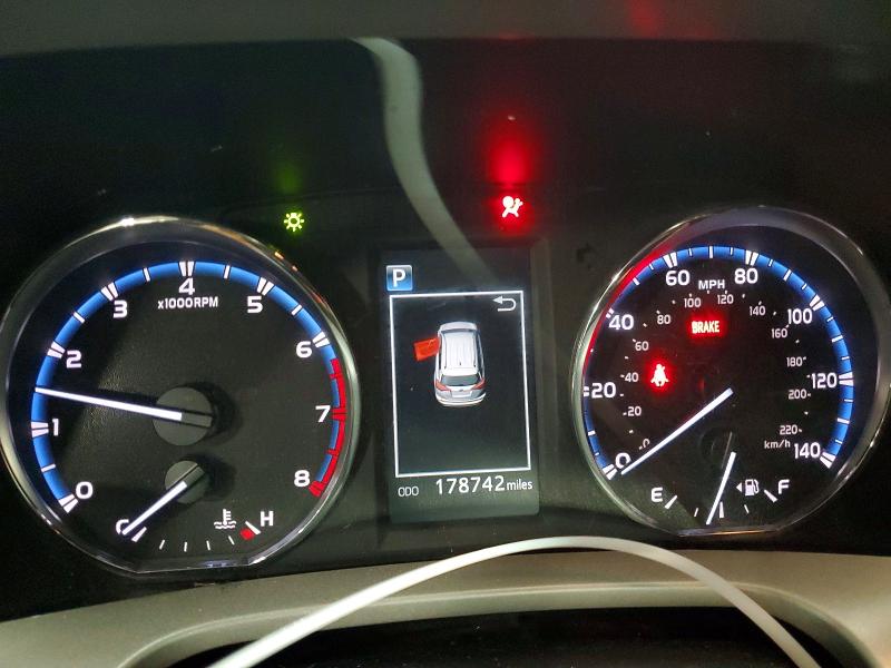 Photo 9 from auction – 2016 TOYOTA RAV4 with VIN 2T3RFREV9GW534702