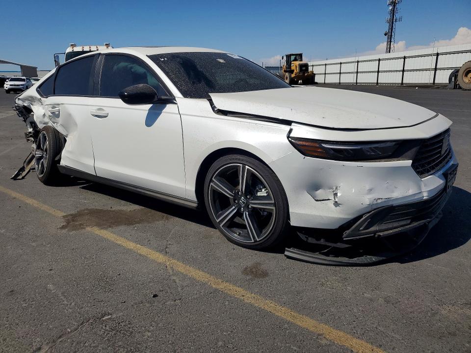 Photo 4 from auction – 2026 HONDA ACCORD with VIN 1HGCY2F53TA015208