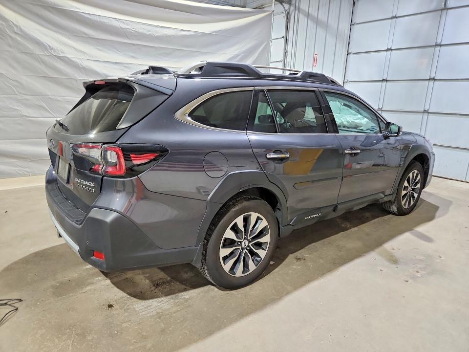 Zdjęcie 3 z aukcji – 2023 SUBARU OUTBACK z VIN 4S4BTGPD6P3184754