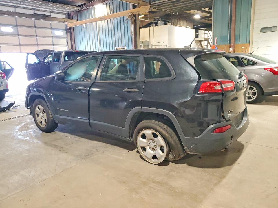 Photo 2 from auction – 2014 JEEP CHEROKEE with VIN 1C4PJMAB2EW206475