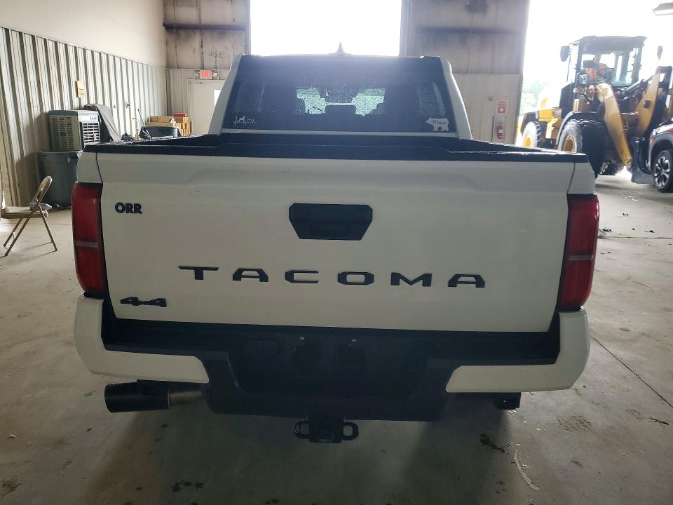 Photo 6 from auction – 2026 TOYOTA TACOMA with VIN 3TMLB5JN0TM264383