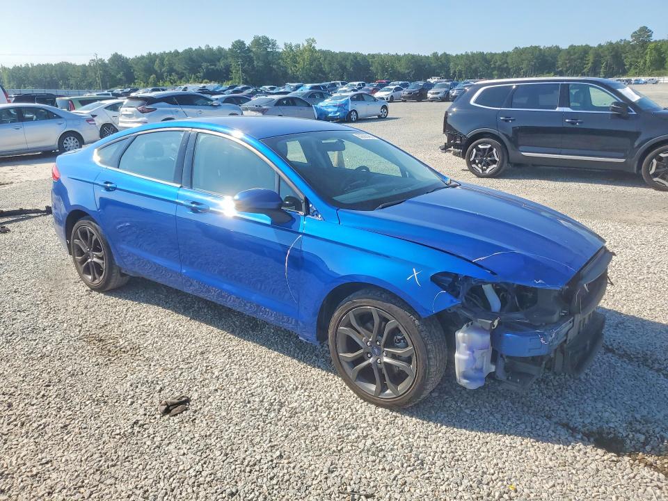 Photo 4 from auction – 2018 FORD FUSION with VIN 3FA6P0HD0JR179032