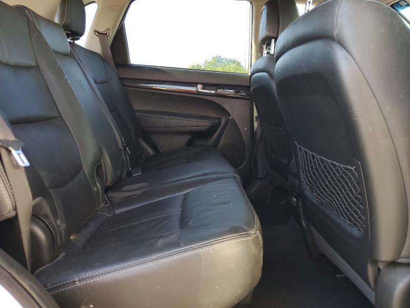 Photo 11 from auction – 2011 KIA SORENTO with VIN 5XYKUDA27BG141066