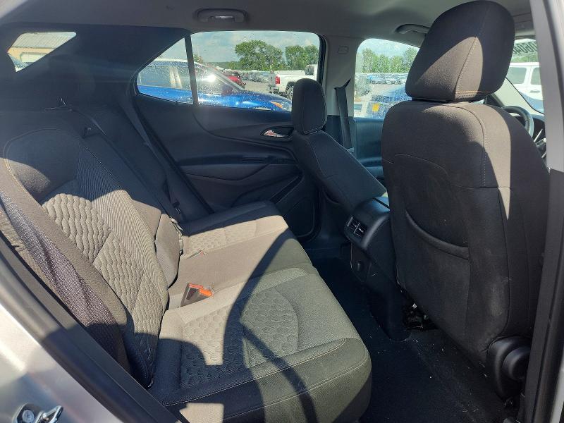 Photo 11 from auction – 2018 CHEVROLET EQUINOX with VIN 3GNAXSEV5JS590245