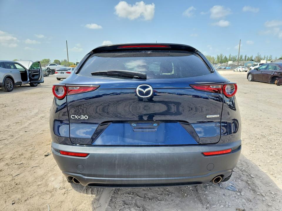 صورة رقم 6 من المزاد - 2021 MAZDA CX-30 مع VIN 3MVDMABL1MM264008