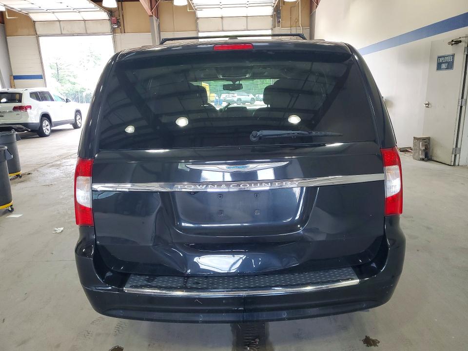 Снимка 6 от търг – 2016 CHRYSLER TOWN & COUNTRY с VIN 2C4RC1CG5GR158556