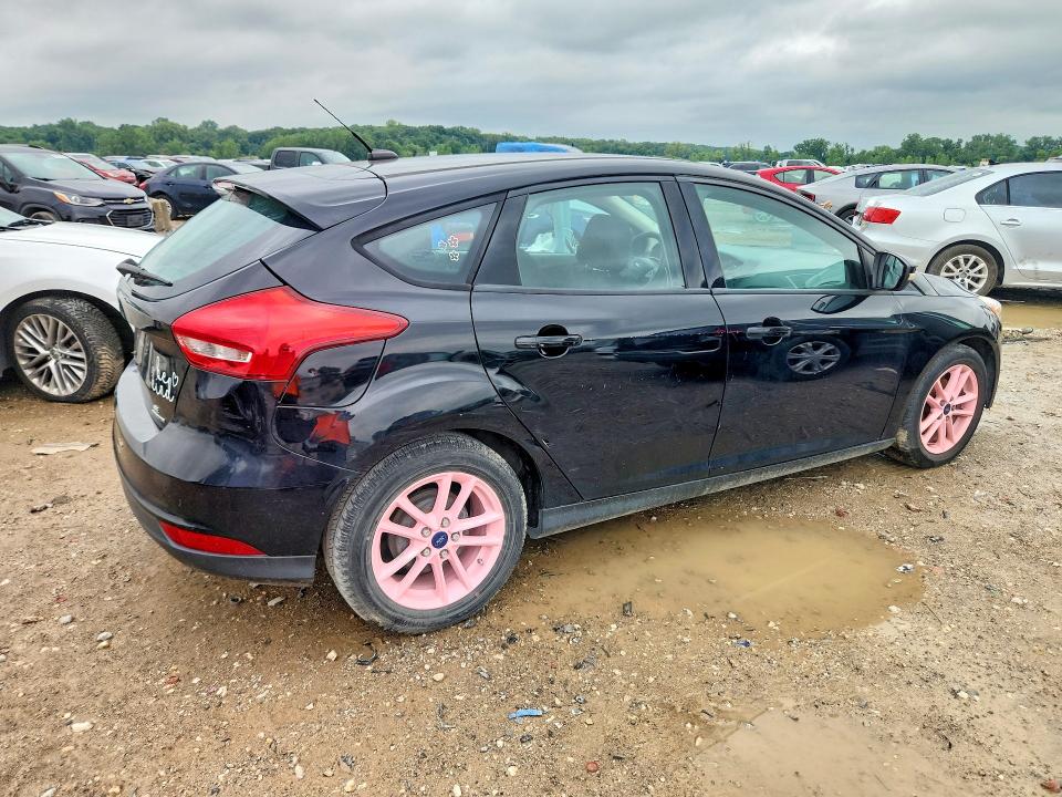 Photo 3 from auction – 2016 FORD FOCUS with VIN 1FADP3K28GL391278