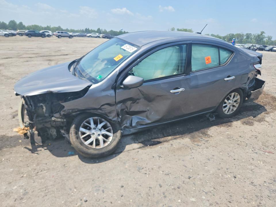 NISSAN VERSA 2018 with VIN 3N1CN7AP9JL831457 - Photo from auction