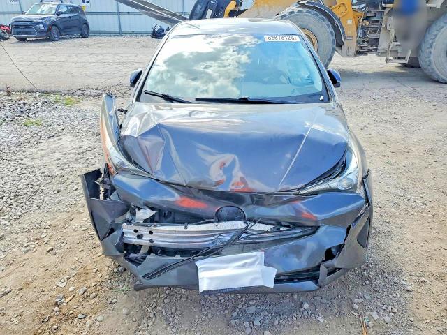 Photo 5 from auction – 2016 TOYOTA PRIUS with VIN JTDKBRFU9G3521650