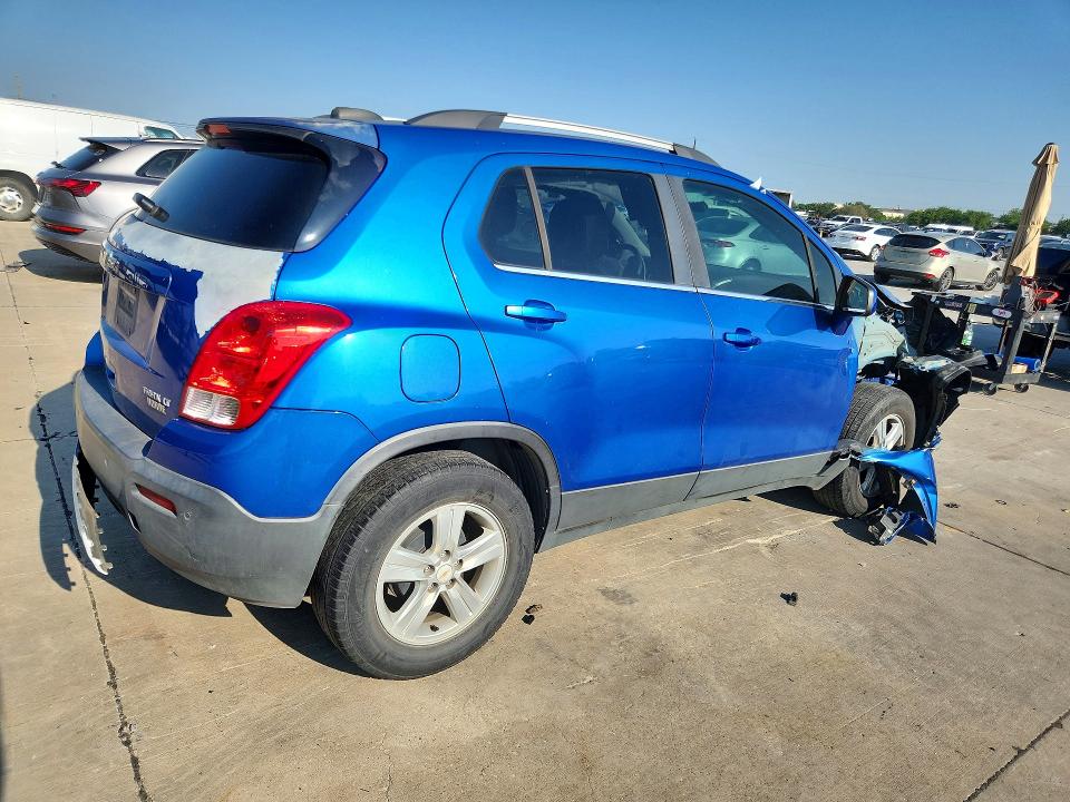 Photo 3 from auction – 2015 CHEVROLET TRAX with VIN KL7CJLSB5FB069559