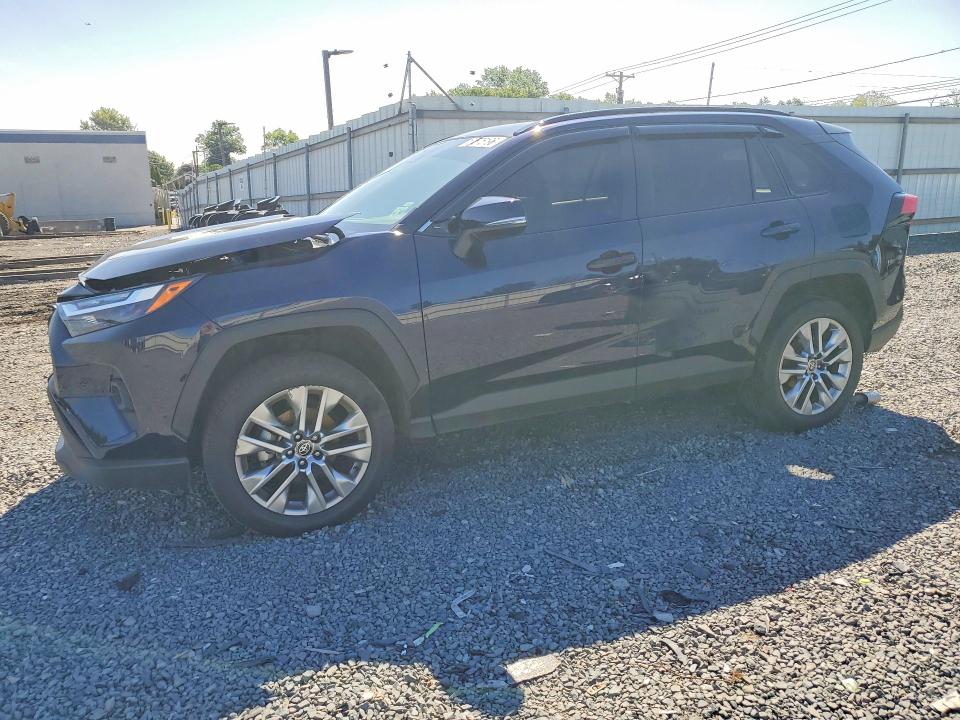 TOYOTA RAV4 2025 with VIN 2T3A1RFV1SW529996 - Photo from auction