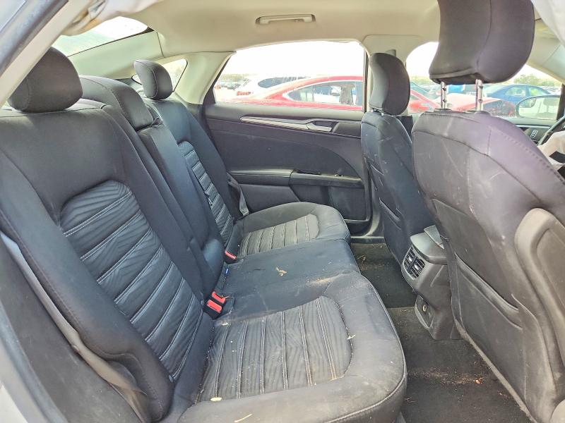 Фото 10 с аукциона – 2016 FORD FUSION с VIN 3FA6P0H77GR315045